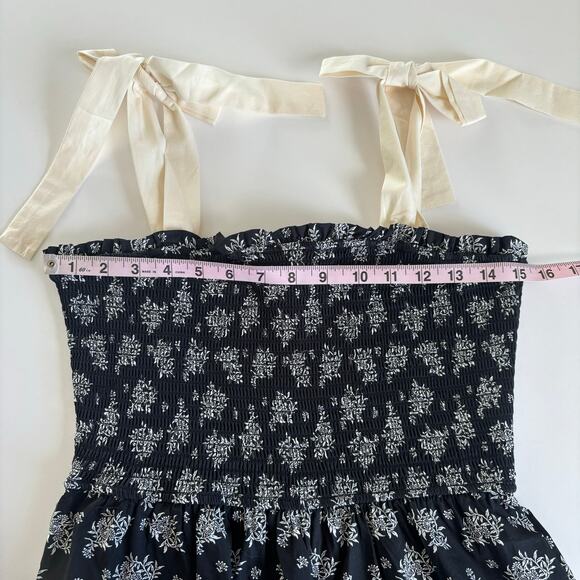 Francesca’s Miami Thalia Smocked Tie Strap Tiered Midi Dress Women’s Size Medium - Picture 4 of 10